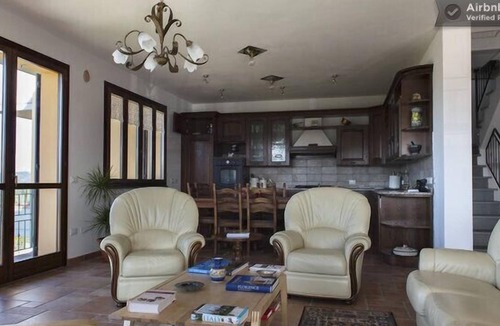Montopoli in Val d'Arno House | Huge Space In Tuscany Countryside, Beautiful Hilltop Views, Perfect Location!