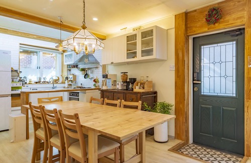 Seongbuk-dong House | I'm Green, Boutique Seoul Stay in Hidden Seoul