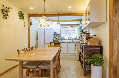 Seongbuk-dong House | I'm Green, Boutique Seoul Stay in Hidden Seoul