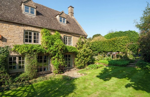Whichford Cottage | Idyllic cottage straight out of The Holiday!