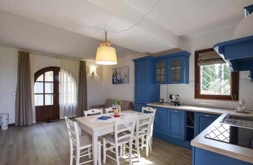 Cascine-La Croce House | Il Borgo di Badia-La Camelia