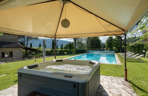 Subbiano House | Il Mulino Di Vogognano by Geco Vacation Rentals