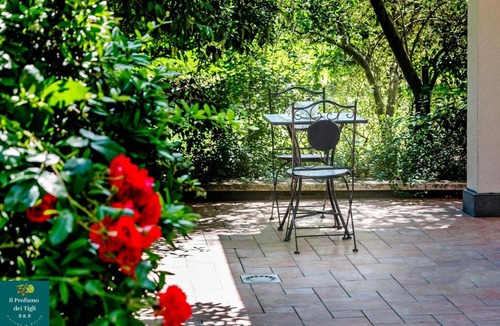 Formigine Bed & Breakfast | Il Profumo dei Tigli R&B, green boutique villa in Formigine