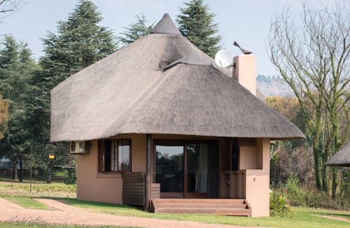Krugersdorp Ski Chalet | Impangele Lodge Chalet 03 - Loft
