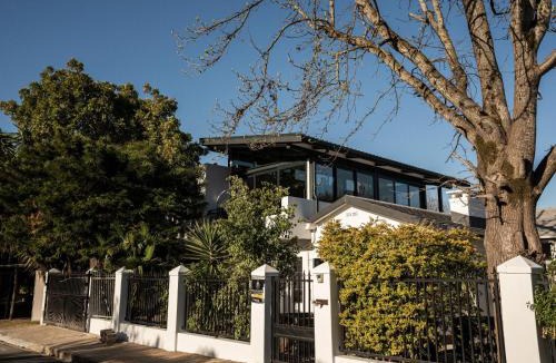Paarl House | In-a-Tree