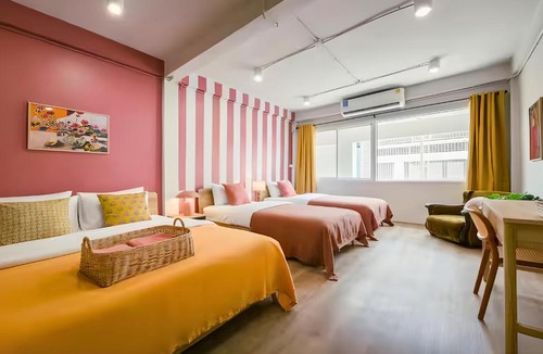 Phra Khanong Apartment | Industrial Loft Sukhumvit 3-Bedroom Designer House - 2 Min to BTS Bang Chak