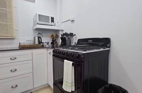 Diamond Apartment | Inn At Juzani Boutique Hotel -Ashwood Suite