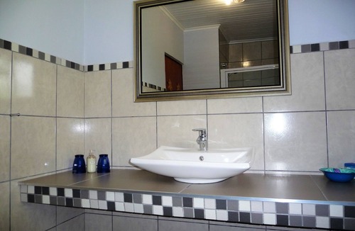 Wilderness Beach House | Inn2Wilderness Guesthouse