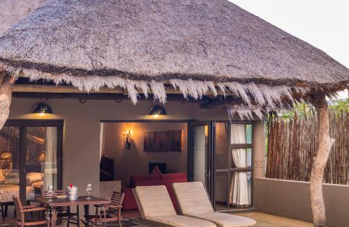 Pilanesberg National Park Cabin | Ivory Tree Game Lodge