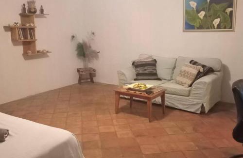 Greater Johannesburg Metropolitan Area Apartment | Jasmin cottage Brixton