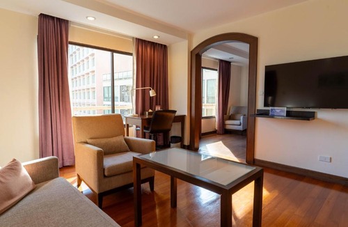 Khlong Tan Hotel | Journeyhub Sukhumvit 26, Bangkok