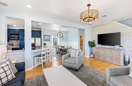 Pointe San Luis House | Just Steps from the Beach! - Holiday Home