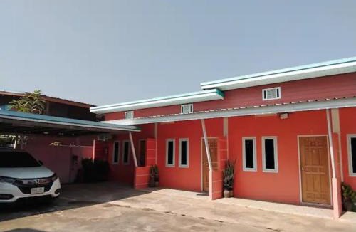 Prakhon Chai Hostel | K and K Resort room 1