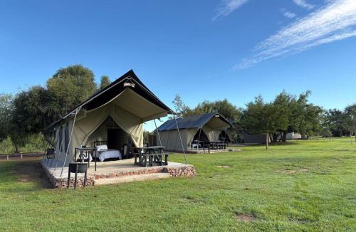 Augrabies Ski Chalet | Kameeldoring Camping & Tented Chalets