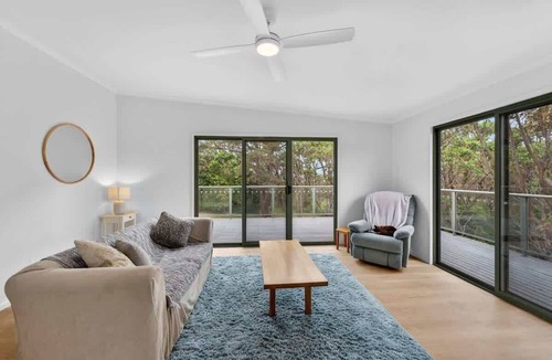 Guerilla Bay House | Kareelah