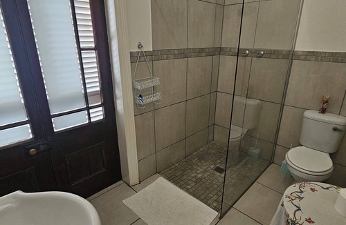 Caledon Hotel | Kelkiewyn Guesthouse Caledon