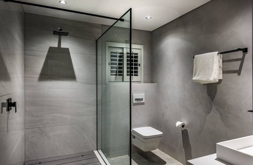 Mountainside Bed & Breakfast | Kianga luxury penthouse