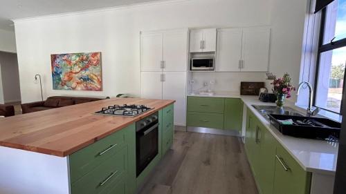 Gansbaai House | Kiepersol
