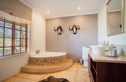 Kareeberg Cabin | Kilima Private Game Reserve and Spa