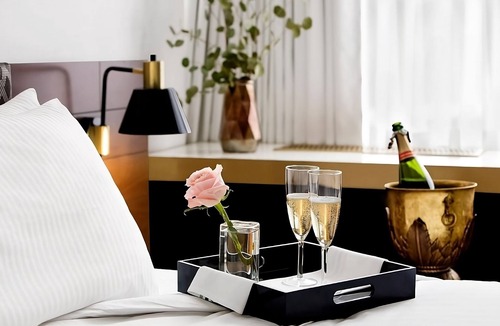 Connecticut Ave - K Street Hotel | King Studio w/Private Balcony – Near Embassy Row, Pet-Friendly