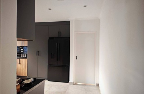 Flamingo Vlei House | King Superior Studio Room with En-Suit