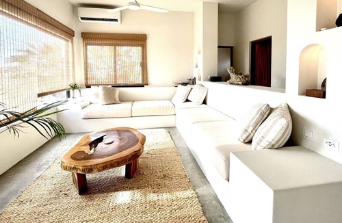 El Sargento House | Kokomo Palms of Julio Yoolio (NEW BUILD)