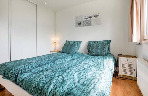 Berkhout Ski Chalet | ✓ Koningsgloed at Park Westerkogge ✓ Holiday home for 6 people ✓ Located in Berkhout (North Holland) ✓ Waterfront holiday resort ✓ Book directly at the resort