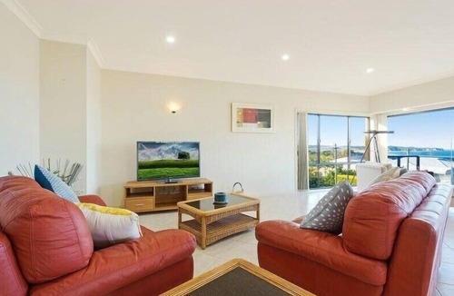 Tathra House | Kyeema by Holiday Management Co