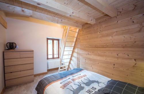 Flumet Apartment | L'Ecrin du Val d'Arly - Vue montagne parking privé