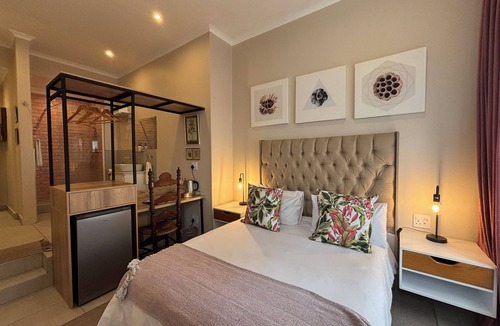 Greater Johannesburg Metropolitan Area House | La Casa Blanca