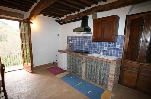 Radicondoli House | LA CASA NUOVA - apartment in holiday house with pool in the tuscan countryside.