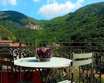 Pigna Bed & Breakfast | La Casa Rosa