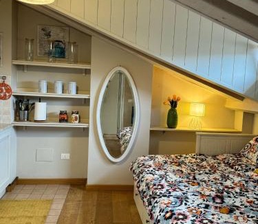 Varzi Apartment | La casa sui tetti di Varzi
