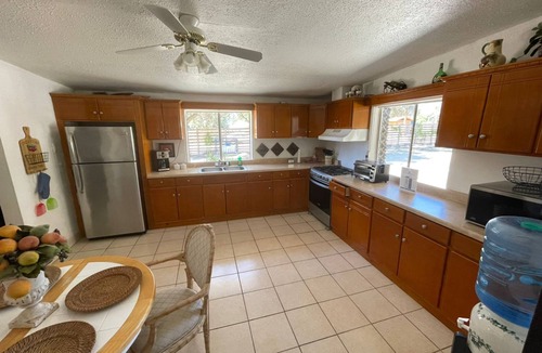 Ejido El Porvenir House | La Casita del Valle. Private Home w/Pool & Jacuzzi Sleeps 10