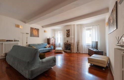 Old Town Apartment | La Corte del Duca