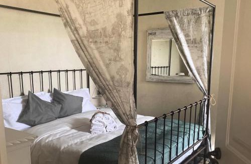 Bardino Vecchio Bed & Breakfast | La Corte Del Gallo Quality BeB nel verde