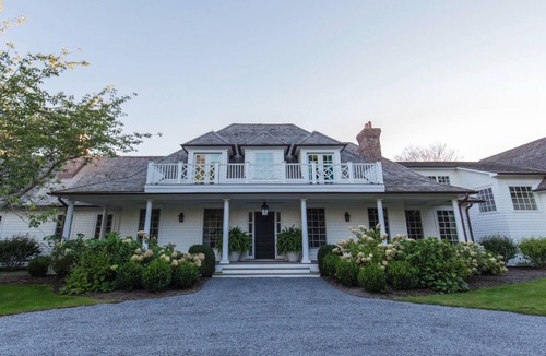 East Hampton North House | La Favorita is a unique estate on 9 acres in the heart of East Hampton