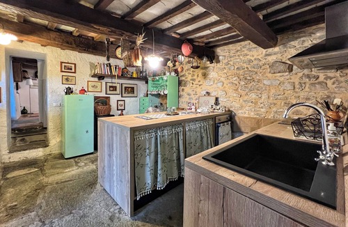 Subbiano House | La Fonte - Two Bedroom House, Sleeps 4