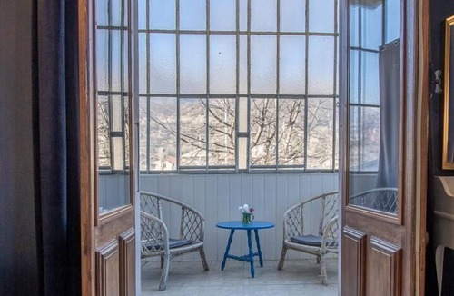 Albertville House | LA Maison Rouge - Albertville