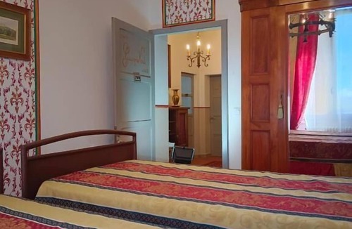 Crespellano Bed & Breakfast | La Maison Rouge