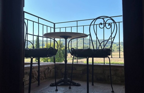 San Macario In Monte House | La Peschiera farmhouse apt. Provincial terrace of Siena San Gimignano