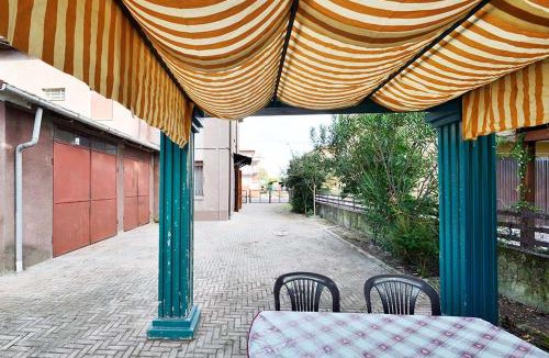 San Matteo della Decima House | La Pieve