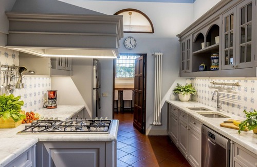 Le Cure Other | La Poetessa - Five Bedroom Castle, Sleeps 10
