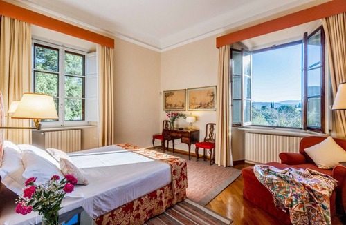 Le Cure Other | La Poetessa - Five Bedroom Castle, Sleeps 10