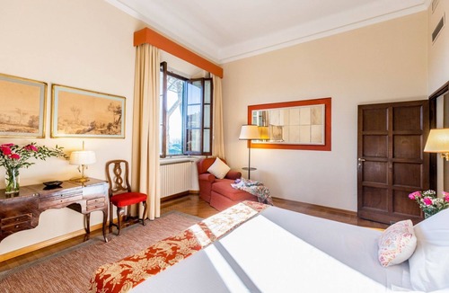 Le Cure Other | La Poetessa - Five Bedroom Castle, Sleeps 10