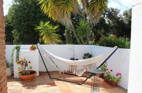 Apra House | La Quinta: Private property with swimming pool