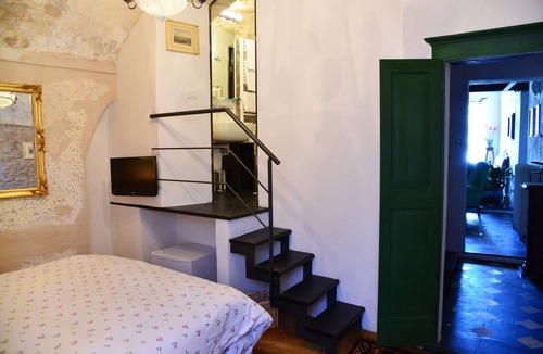 Old Town Bed & Breakfast | La Terrazza di Vico Olivi B&B