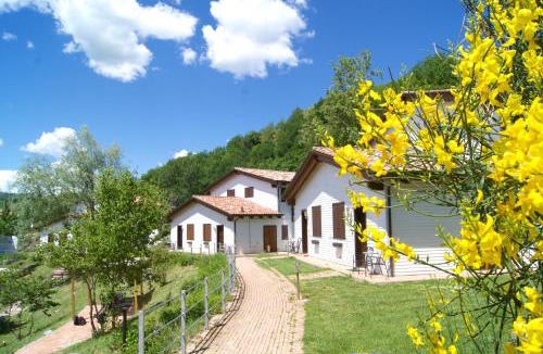 Santa Maria del Piano Resort | La Valle Dei Caprioli Village Bungalow Park - Freelandia Azienda Agricola