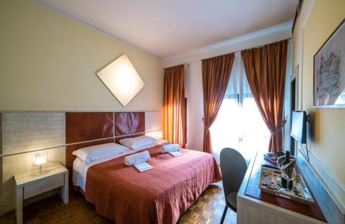 Colle di Val d'Elsa Hotel | La Vecchia Cartiera