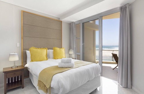 Lagoon Beach Apartment | Lagoon Beach 302A - Two Bedroom Apartment, Sleeps 4